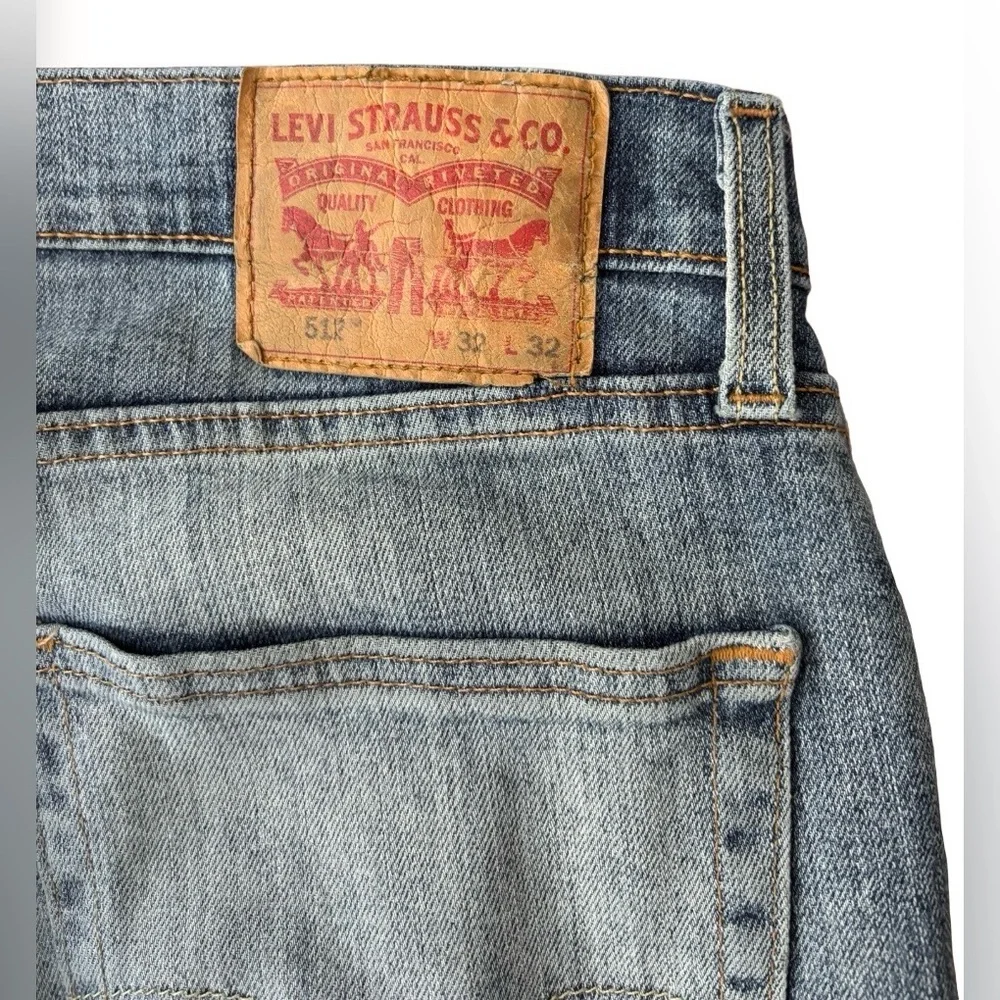 Levi’s 512 lt wsh well worn straight Jns MN 30x32 pls see actual measrmnts